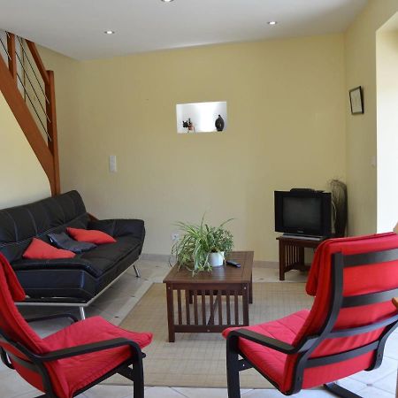 Cosy Chalet With Private Garden In Normandy Isigny-le-Buat Exterior foto