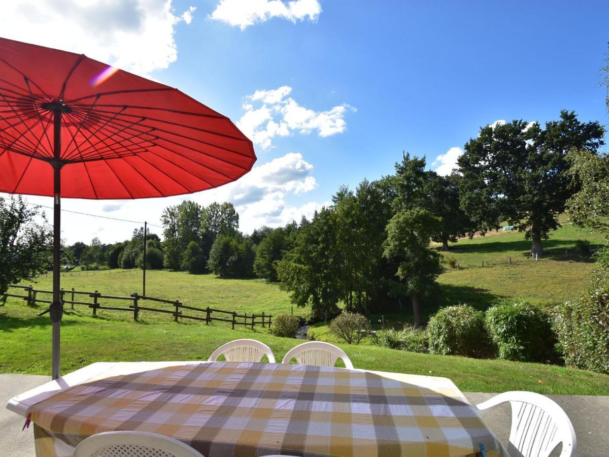 Cosy Chalet With Private Garden In Normandy Isigny-le-Buat Cameră foto