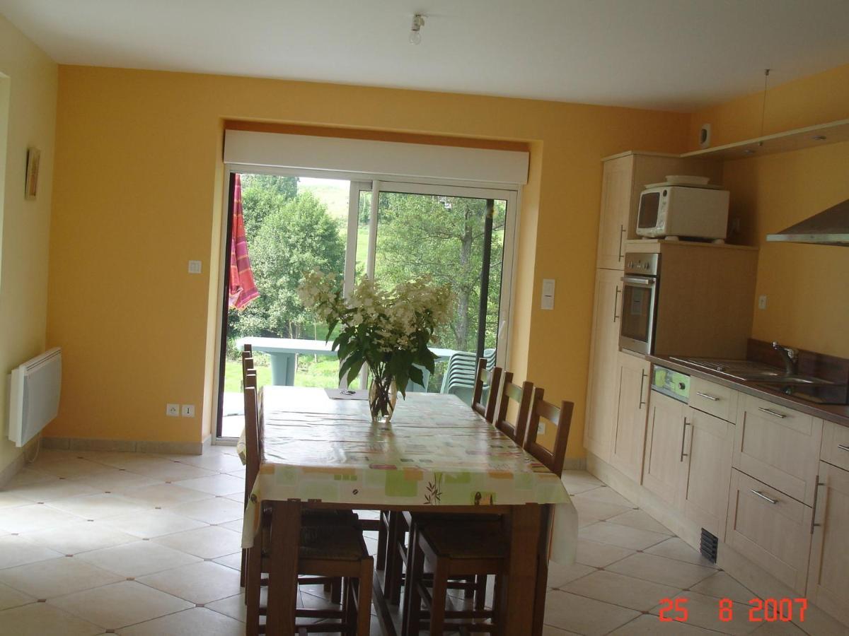 Cosy Chalet With Private Garden In Normandy Isigny-le-Buat Cameră foto